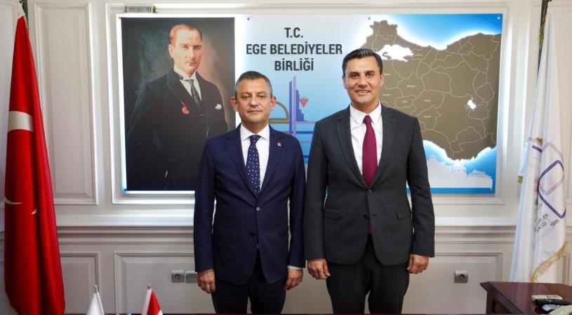 CHP GENEL BAŞKANI ÖZEL'DEN EBB BAŞKANI ZEYREK'E TEBRİK ZİYARETİ